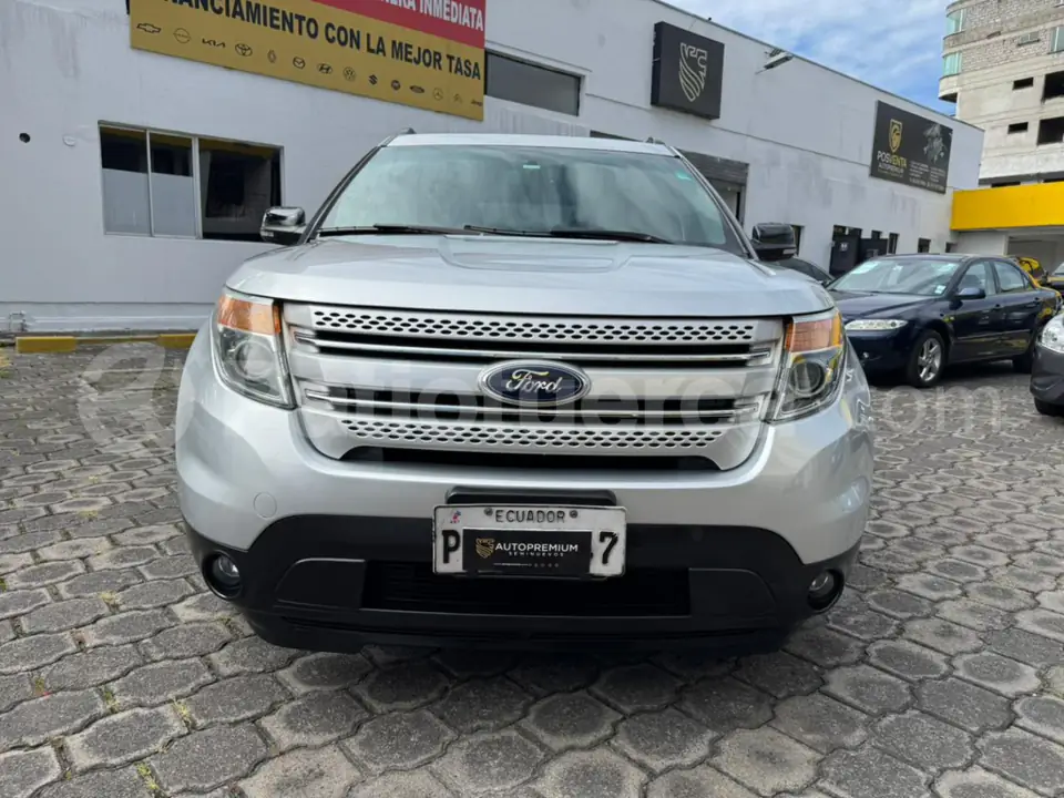 Foto 2 de Ford Explorer XLT