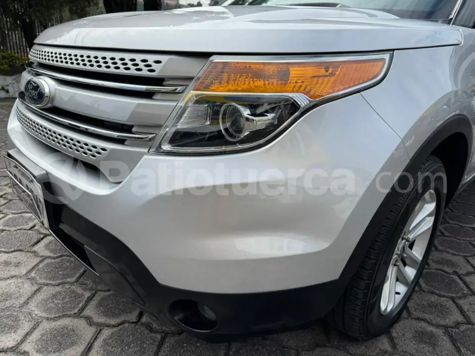 Foto 4 de Ford Explorer XLT
