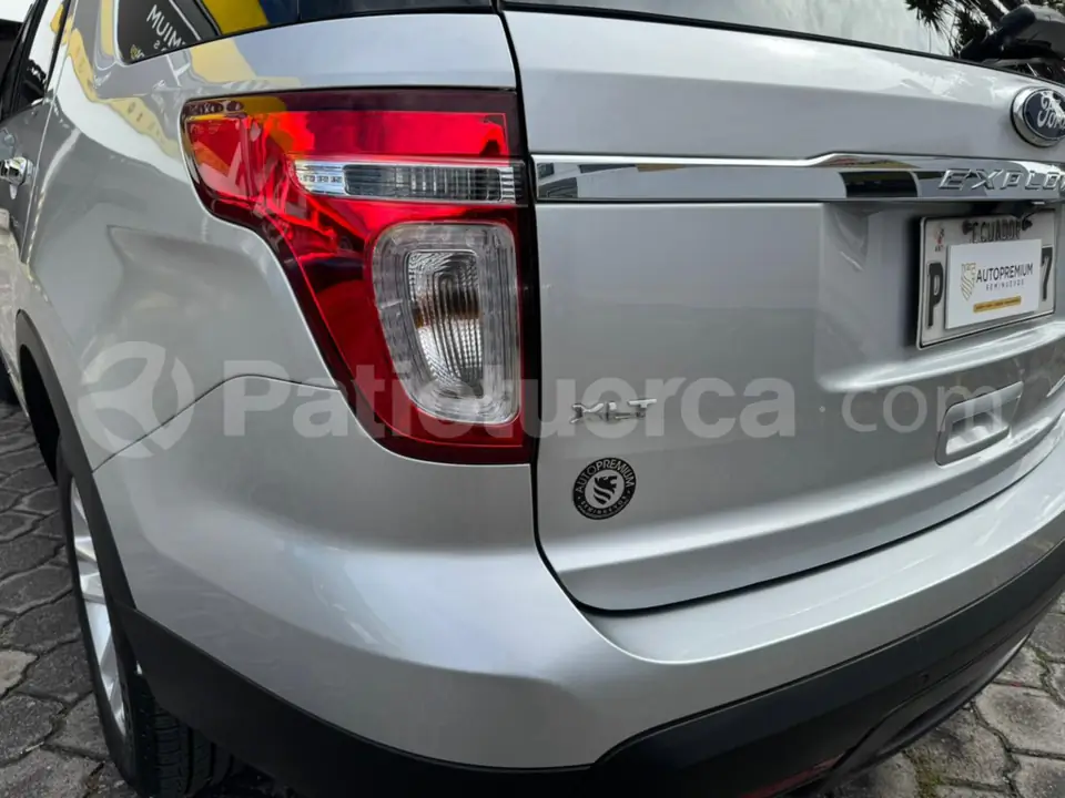 Foto 20 de Ford Explorer XLT