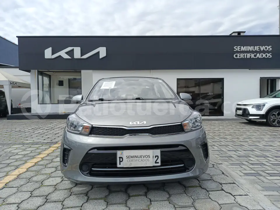 Foto 2 de Kia Soluto LX