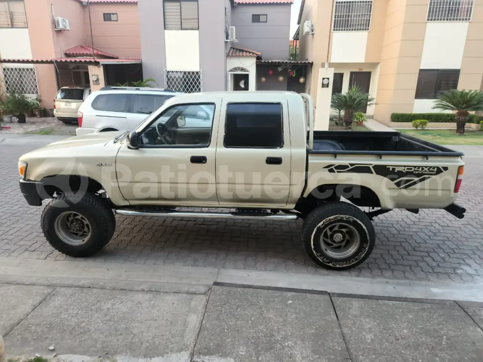 Foto 8 de Toyota Hilux CD 4X4