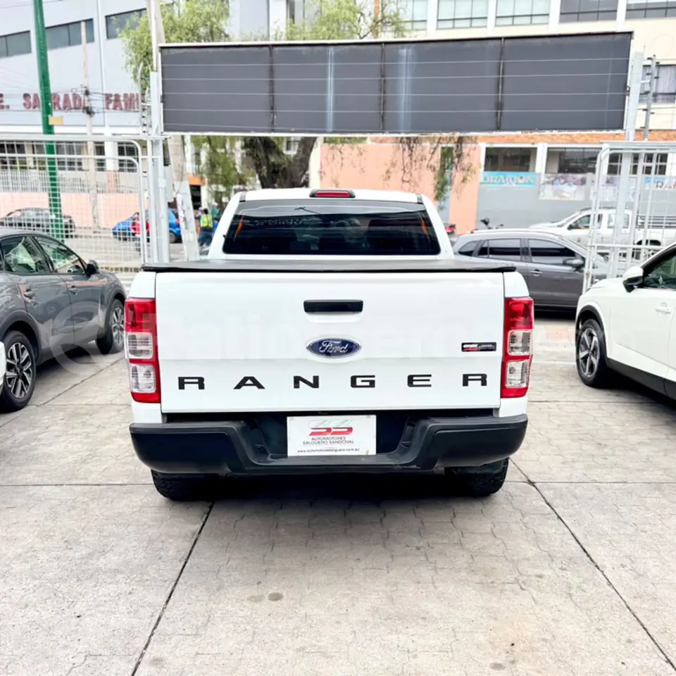 Foto 4 de Ford RANGER XLS