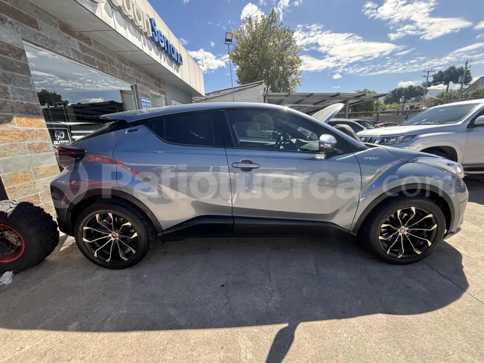 Foto 11 de Toyota C-HR ACTIVE HIBRID