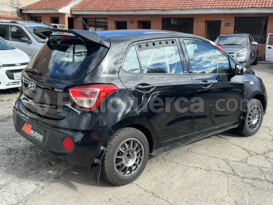 Foto 3 de Hyundai Grand I10 HB