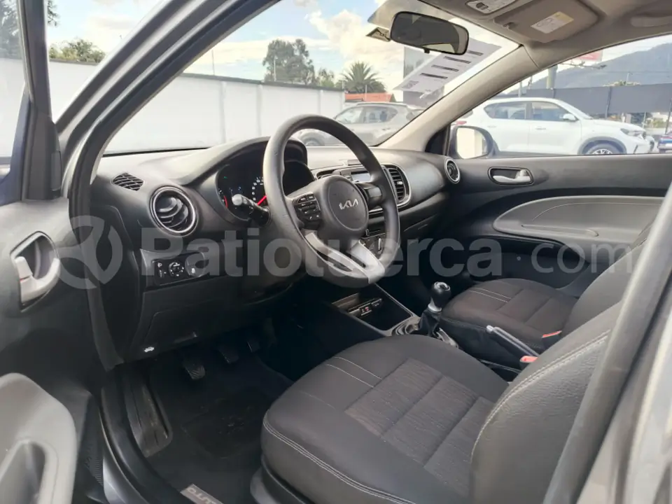 Foto 9 de Kia Soluto LX