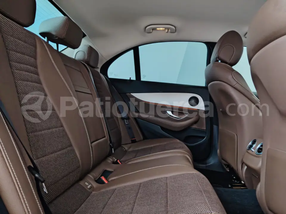 Foto 9 de Mercedes Benz E200