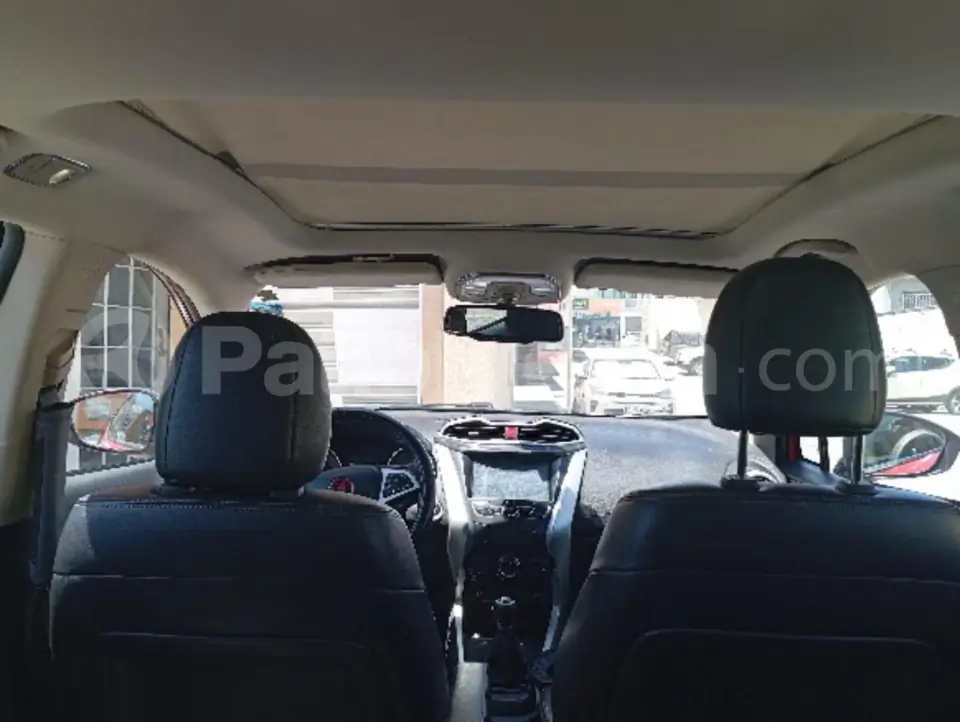 Foto 11 de BYD Yuan GLX LF