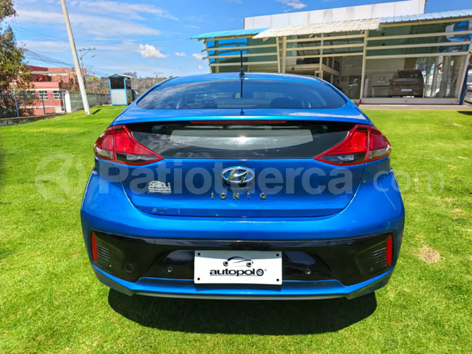 Foto 5 de Hyundai Ioniq Hybrid