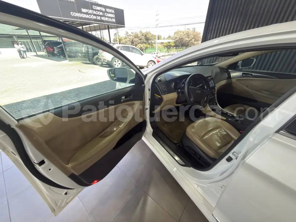 Foto 8 de Hyundai Sonata Hybrid