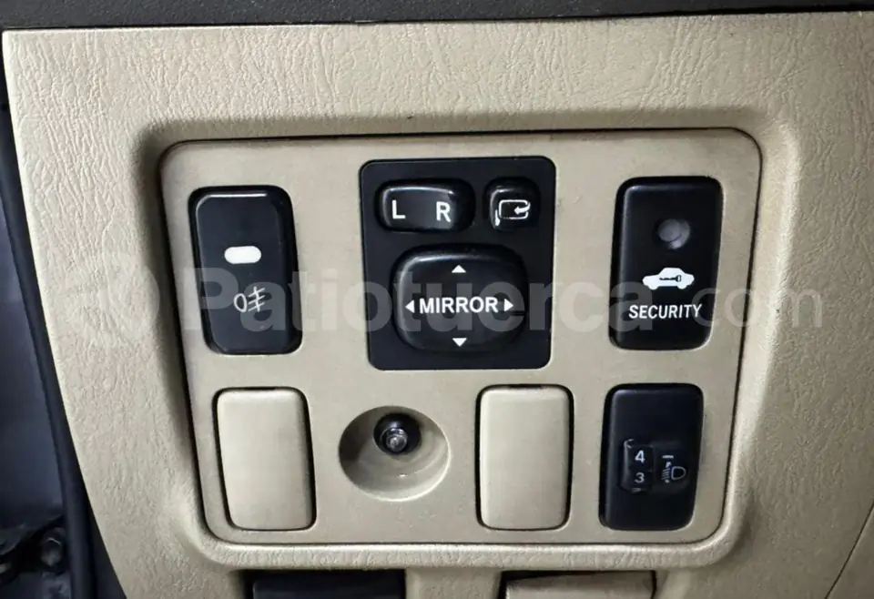 Foto 11 de Toyota AWT FORTUNER