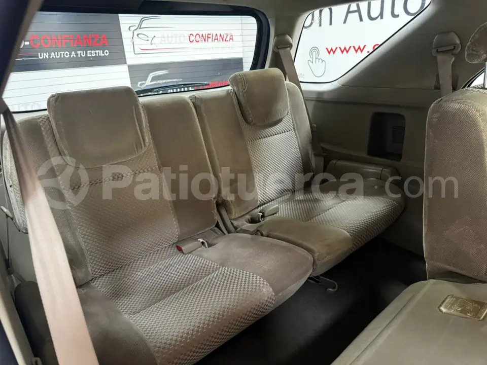 Foto 16 de Toyota AWT FORTUNER