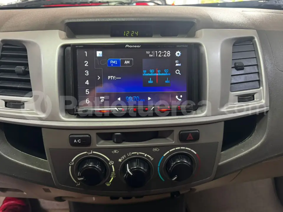 Foto 21 de Toyota AWT FORTUNER