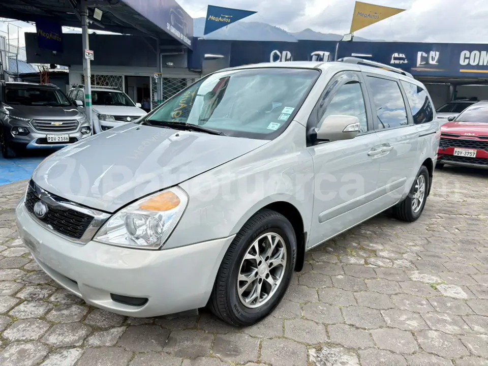 Foto 1 de Kia Carnival