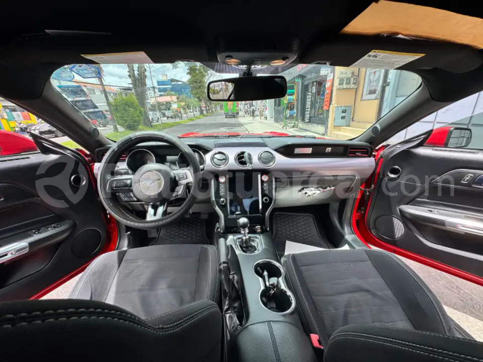 Foto 2 de Ford Mustang