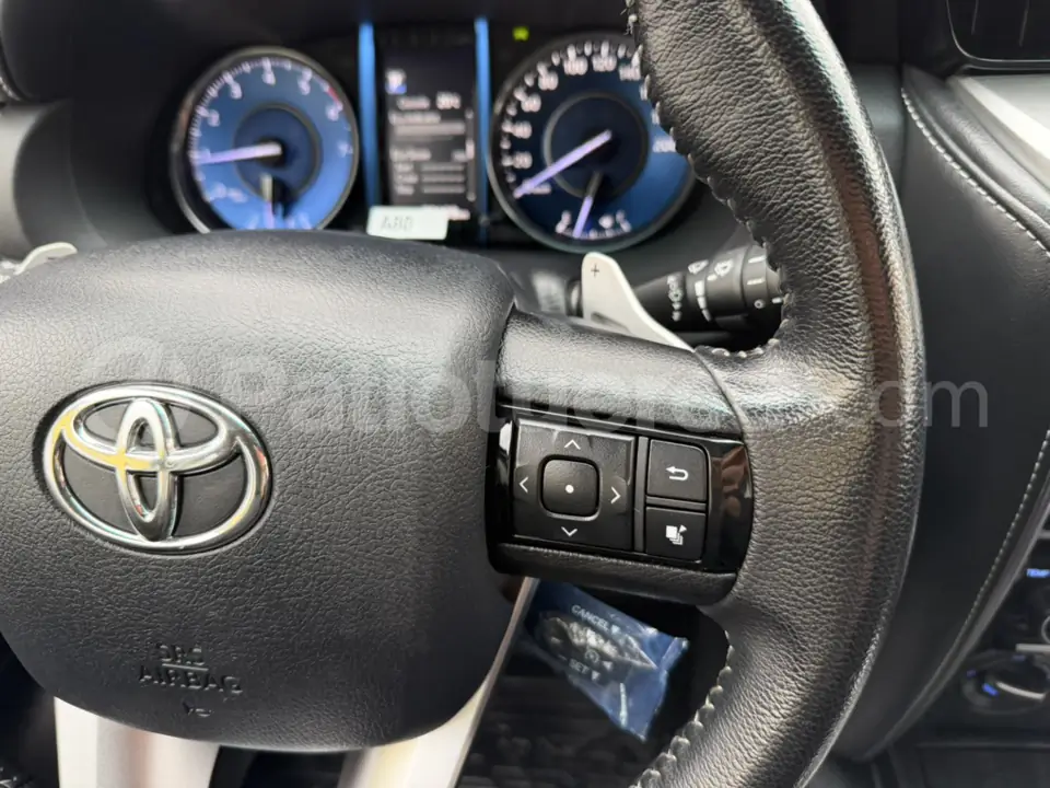 Foto 44 de Toyota Fortuner 4.0