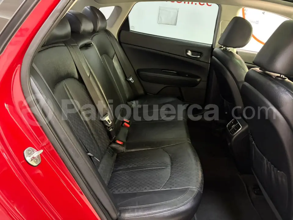 Foto 17 de Kia Optima