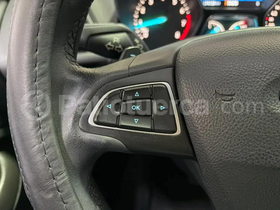 Foto 18 de Ford Escape S