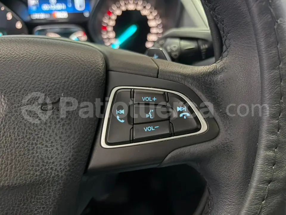 Foto 20 de Ford Escape S