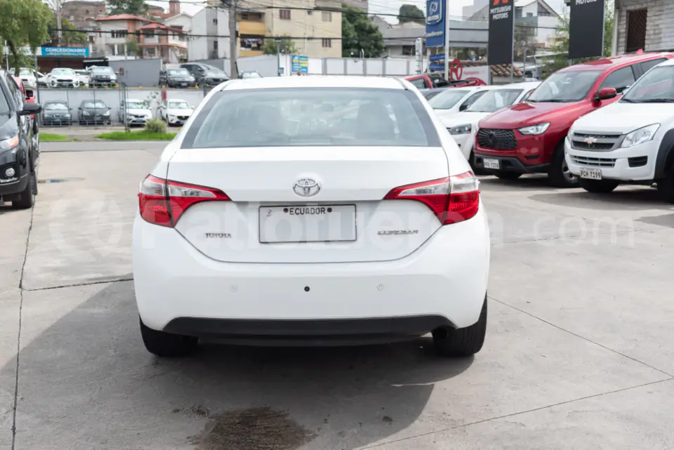 Foto 11 de Toyota Corolla 1.8