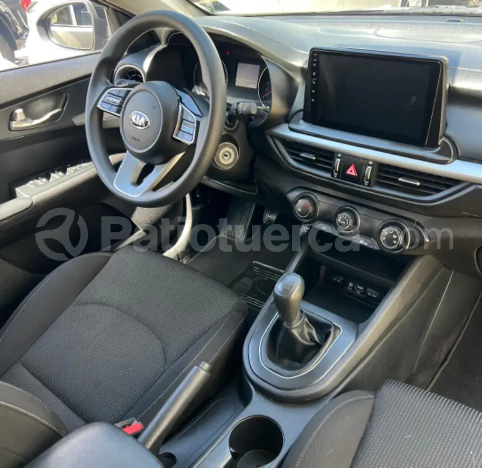 Foto 2 de Kia Cerato Forte