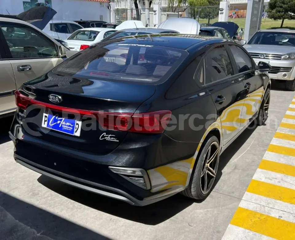 Foto 3 de Kia Cerato Forte