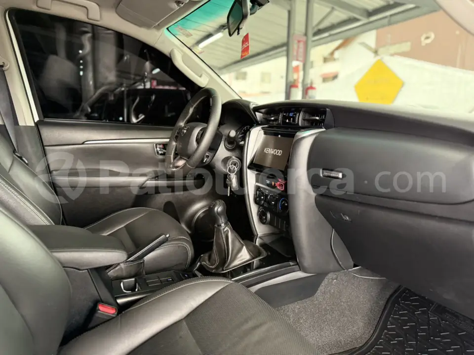 Foto 14 de Toyota Fortuner 2.7