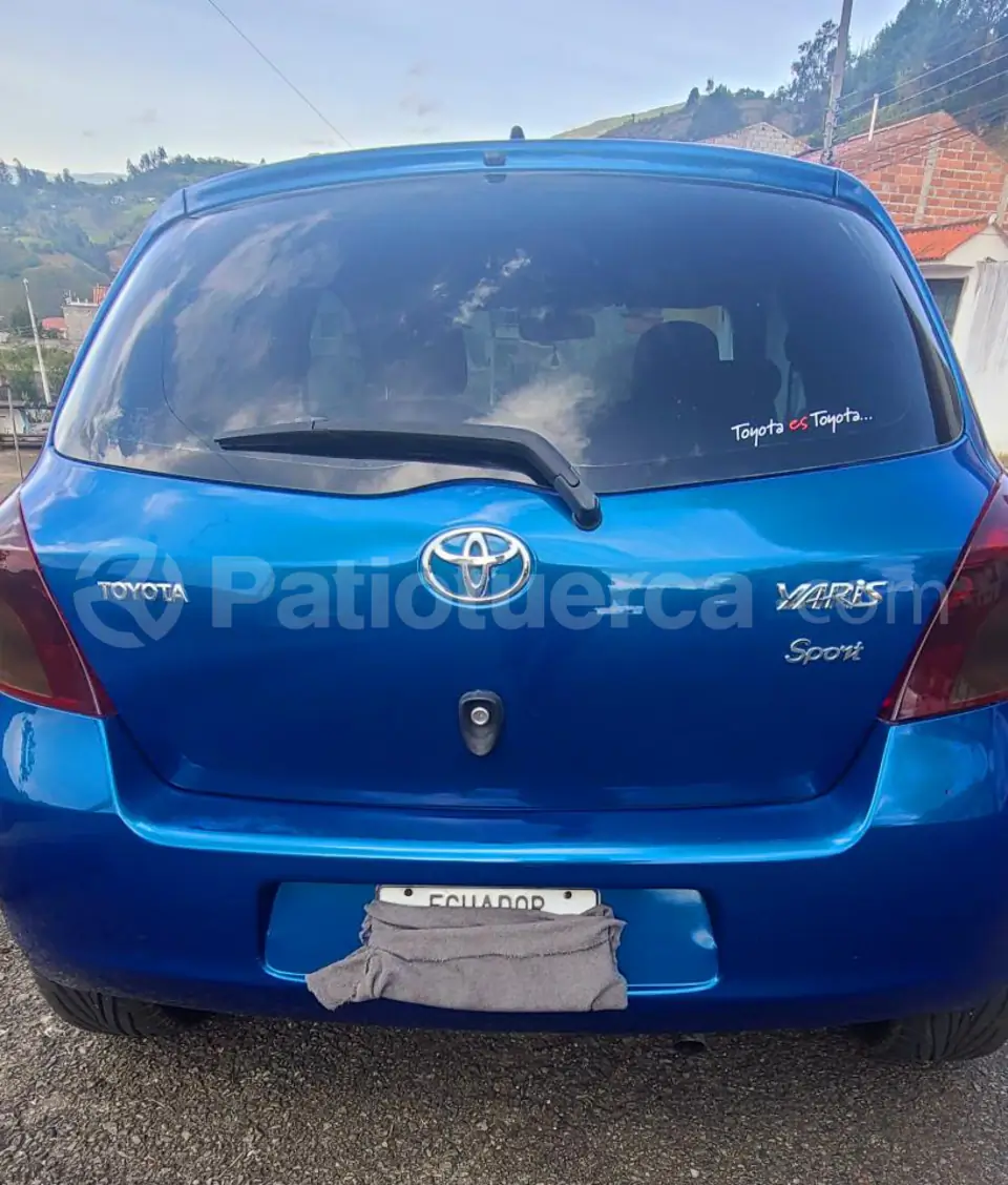 Foto 2 de Toyota Yaris Nitro