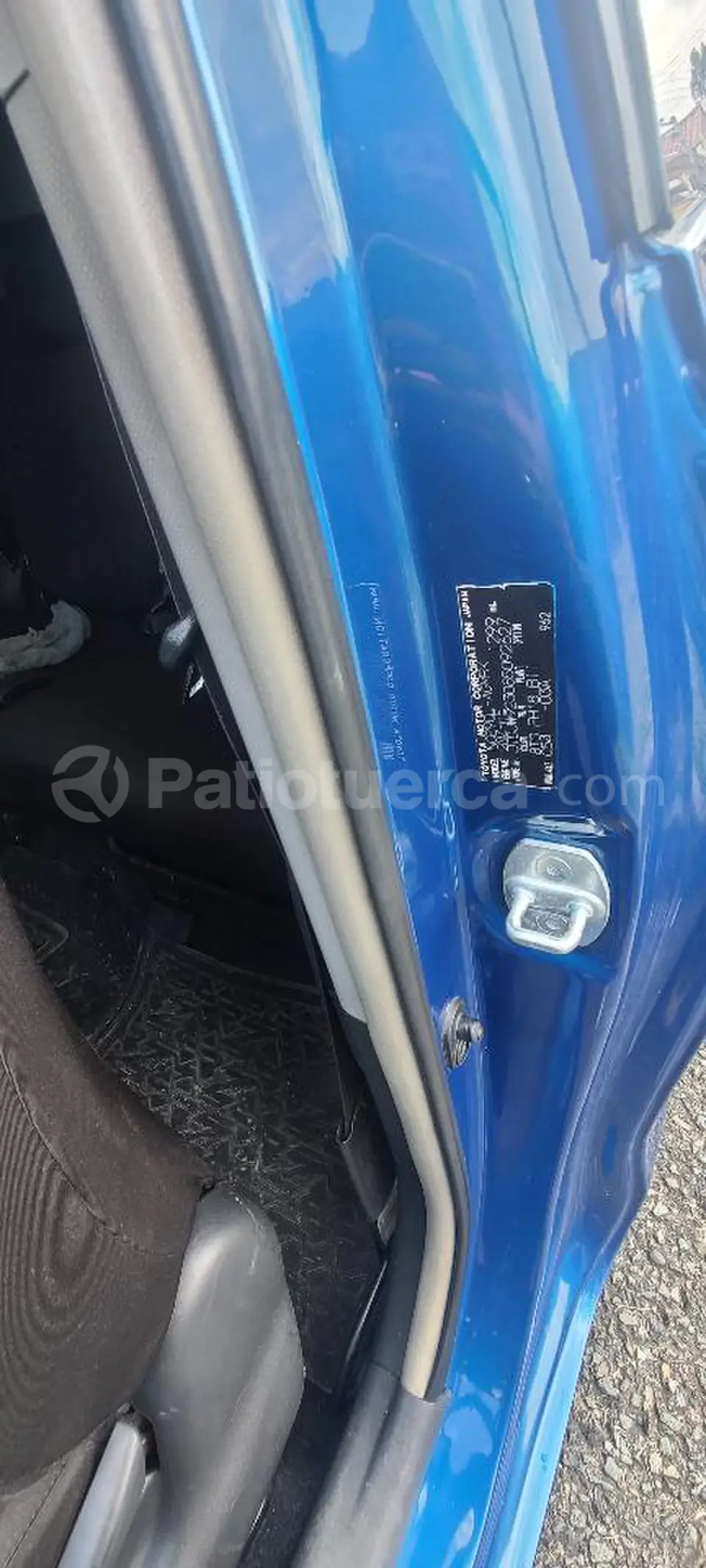 Foto 3 de Toyota Yaris Nitro