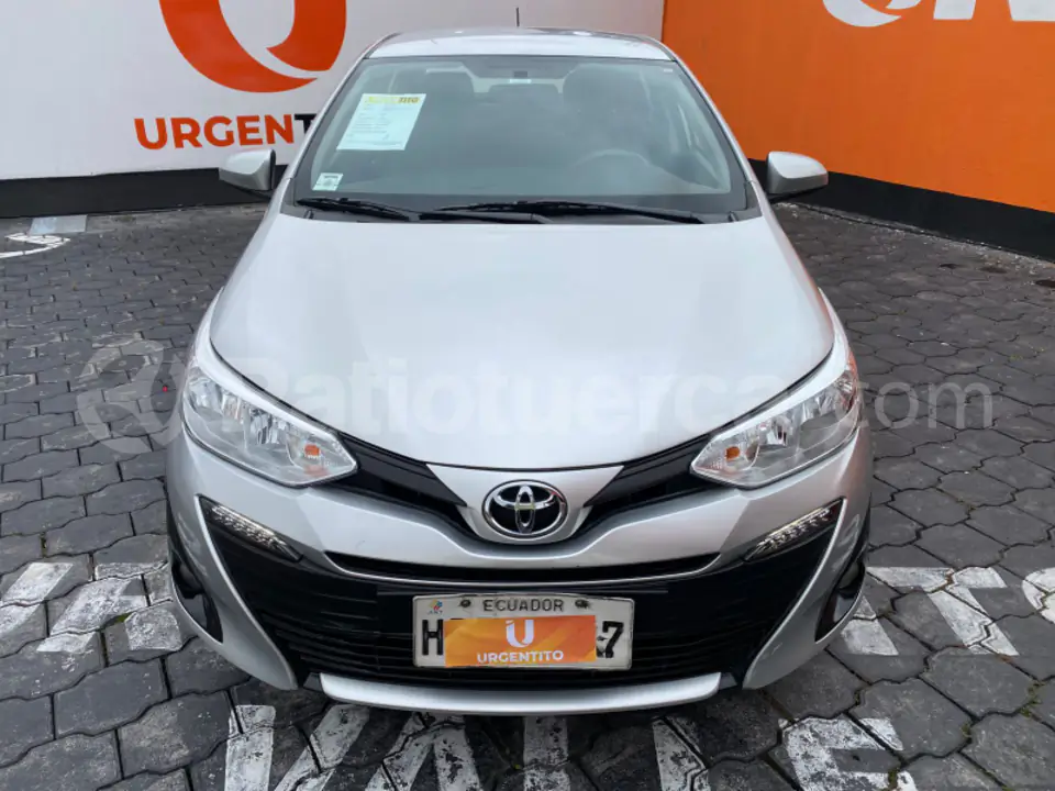 Foto 1 de Toyota Yaris S