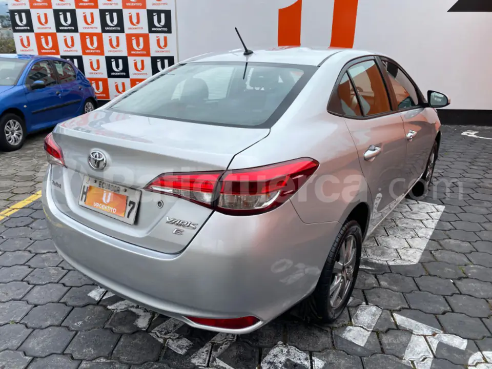 Foto 8 de Toyota Yaris S