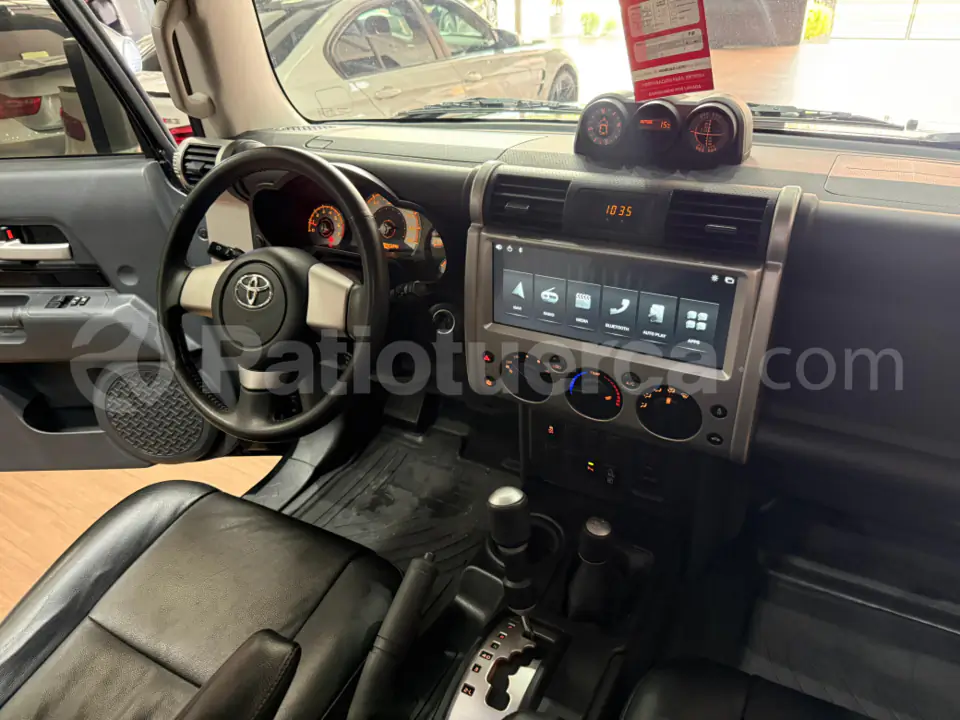Foto 9 de Toyota FJ Cruiser