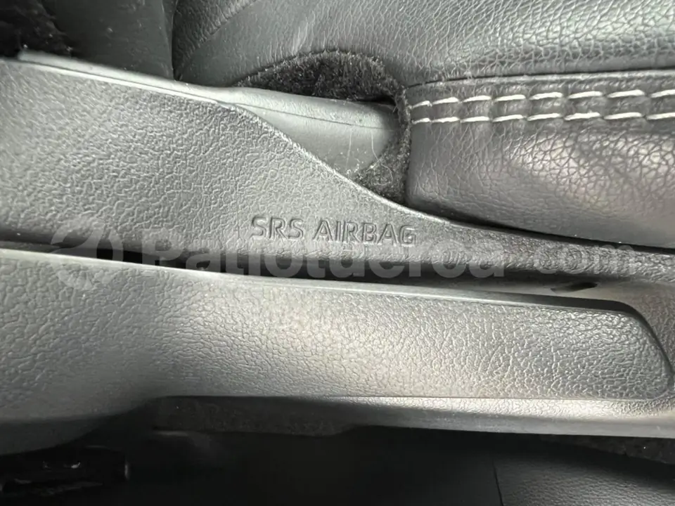 Foto 14 de Toyota Corolla HV Hybrid 1.8