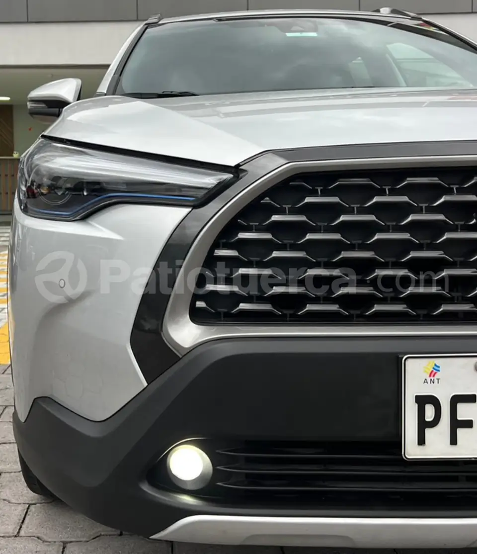 Foto 5 de Toyota Corolla HV Hybrid 1.8