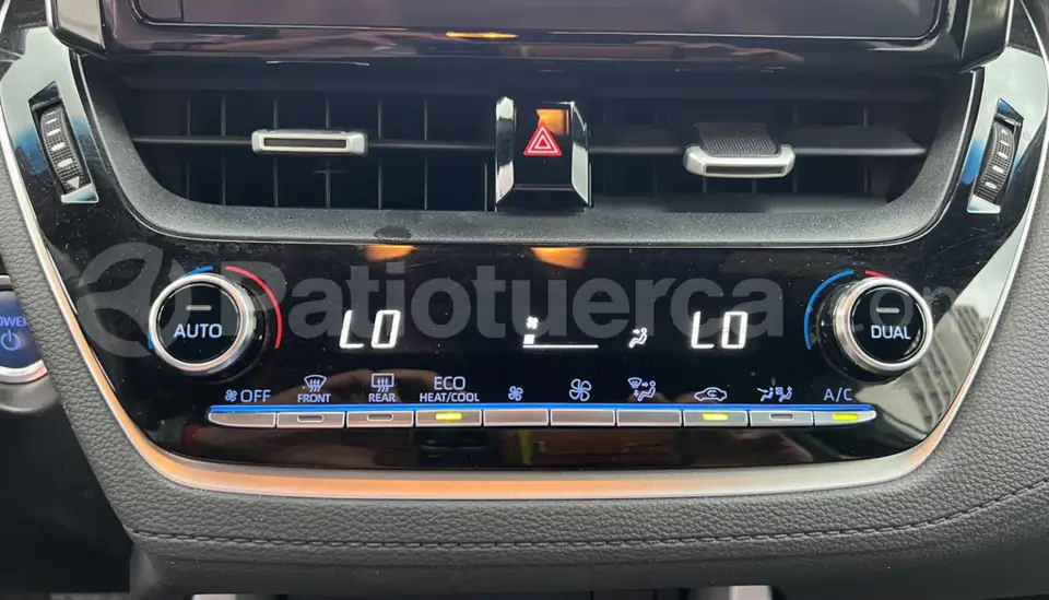 Foto 17 de Toyota Corolla HV Hybrid 1.8