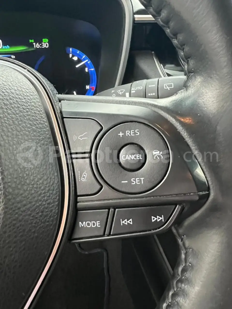 Foto 22 de Toyota Corolla HV Hybrid 1.8