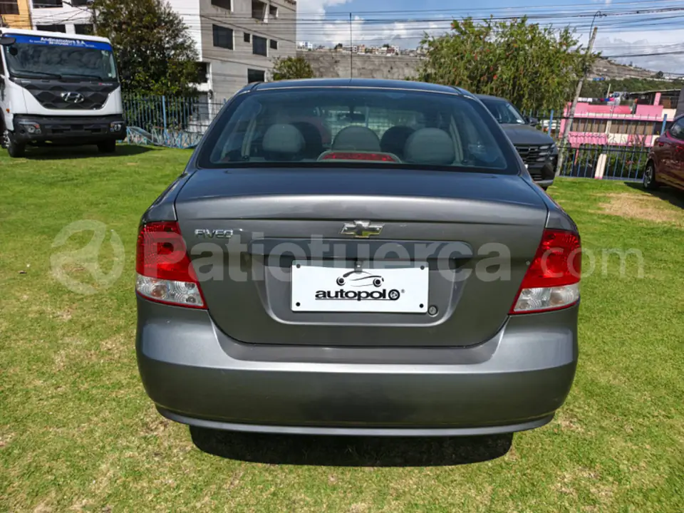 Foto 4 de Chevrolet Aveo Family