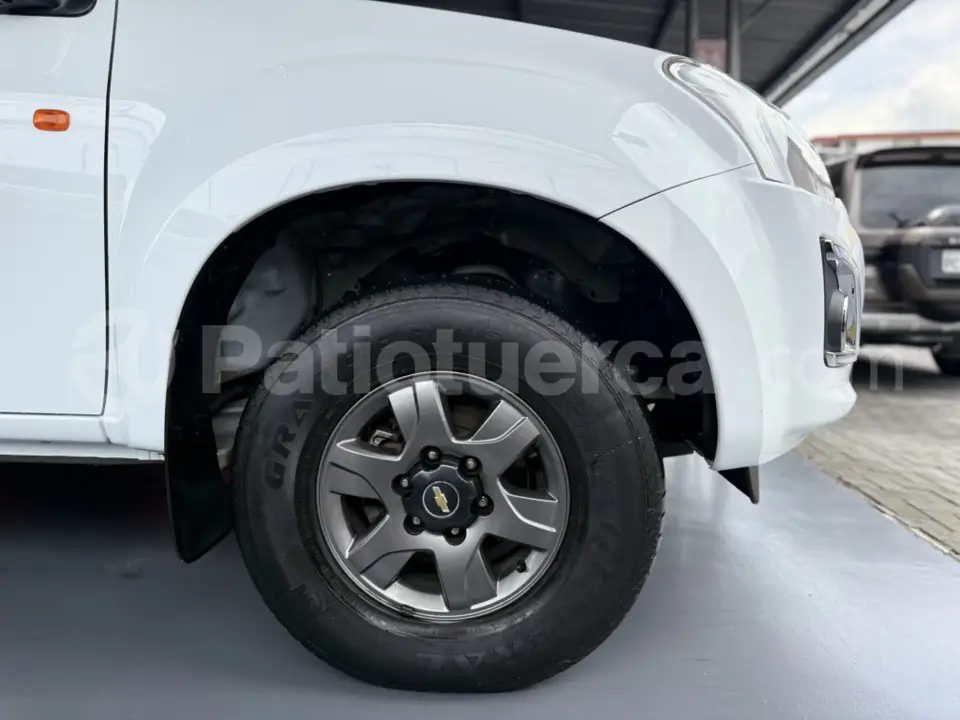 Foto 6 de Chevrolet D-MAX CRDI 2.5 CD 4X2 TM DIESEL