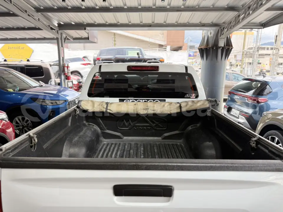 Foto 10 de Chevrolet D-MAX CRDI 2.5 CD 4X2 TM DIESEL