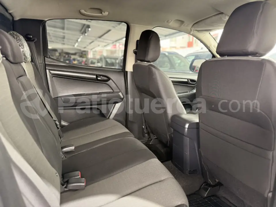 Foto 12 de Chevrolet D-MAX CRDI 2.5 CD 4X2 TM DIESEL