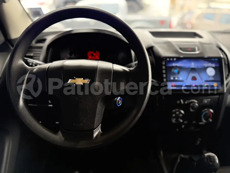 Foto 16 de Chevrolet D-MAX CRDI 2.5 CD 4X2 TM DIESEL