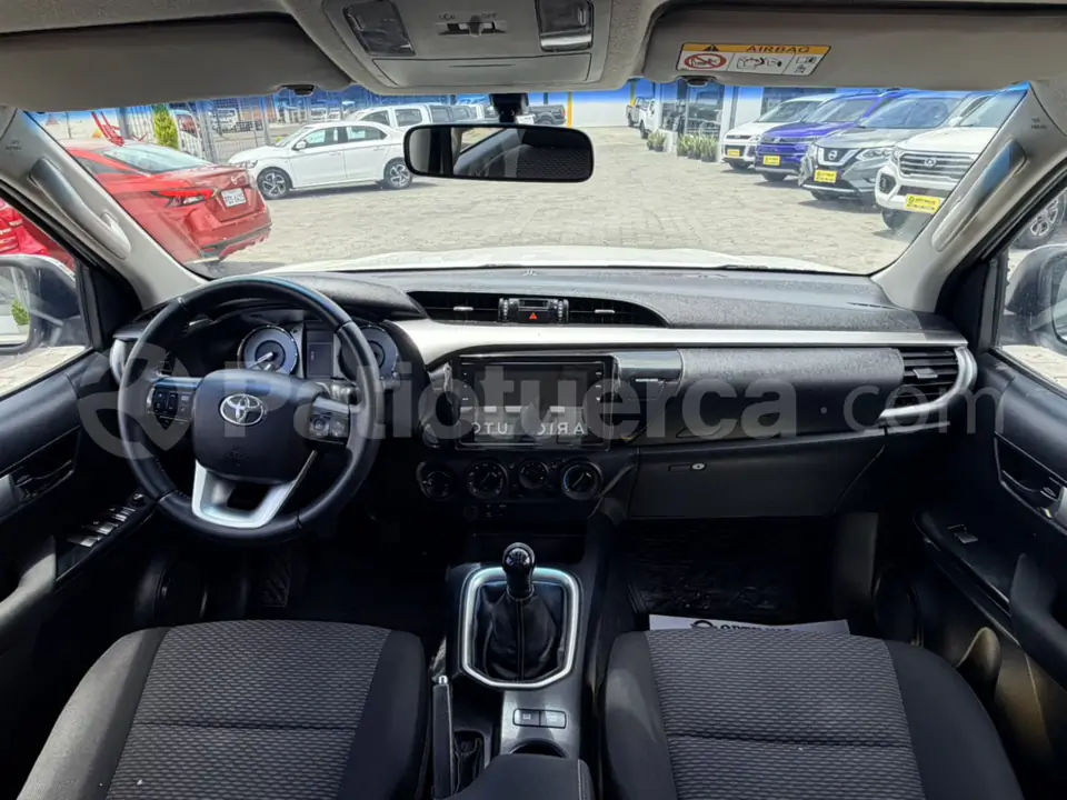 Foto 9 de Toyota Hilux CD 4x4 Diesel