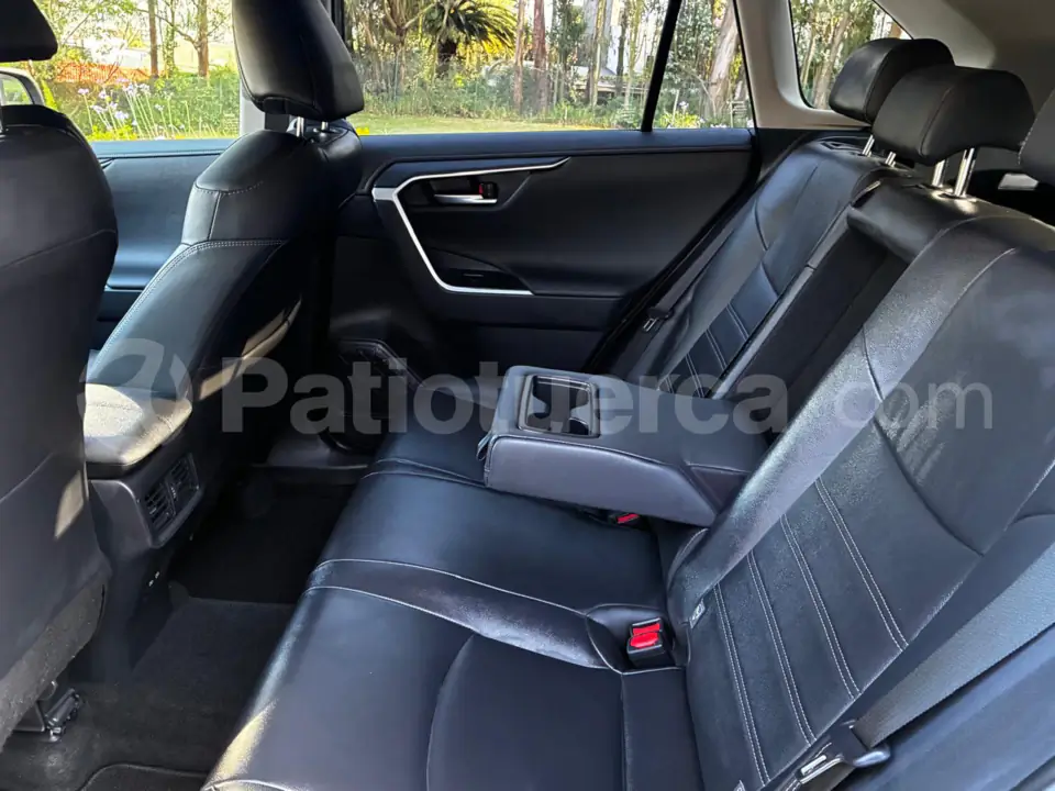 Foto 9 de Toyota NEW RAV4 2.5