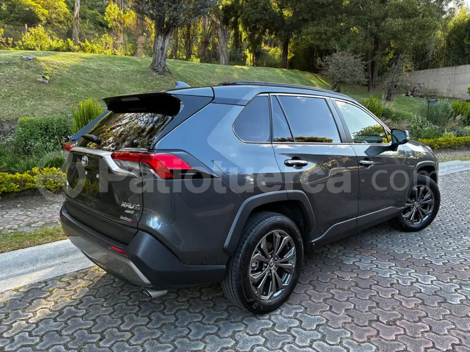 Foto 4 de Toyota NEW RAV4 2.5