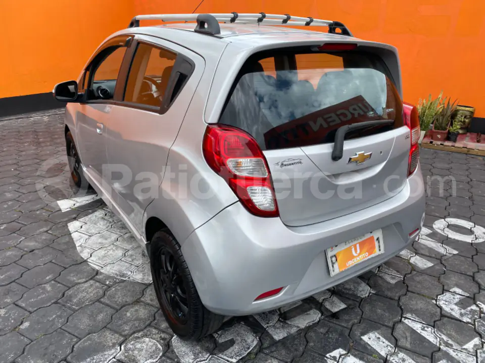 Foto 7 de Chevrolet Spark GT LTZ