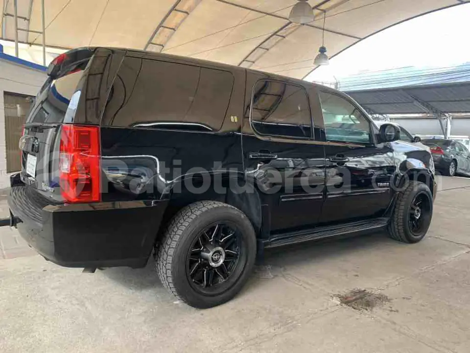 Foto 6 de Chevrolet Tahoe Híbrido