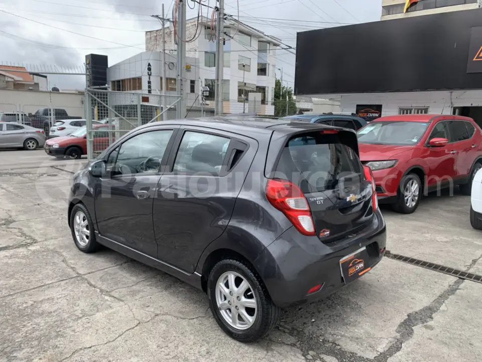 Foto 6 de Chevrolet Spark Premier