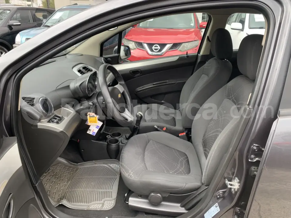 Foto 8 de Chevrolet Spark Premier