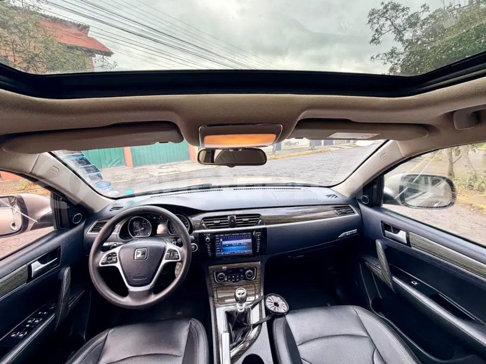 Foto 8 de Zotye T600