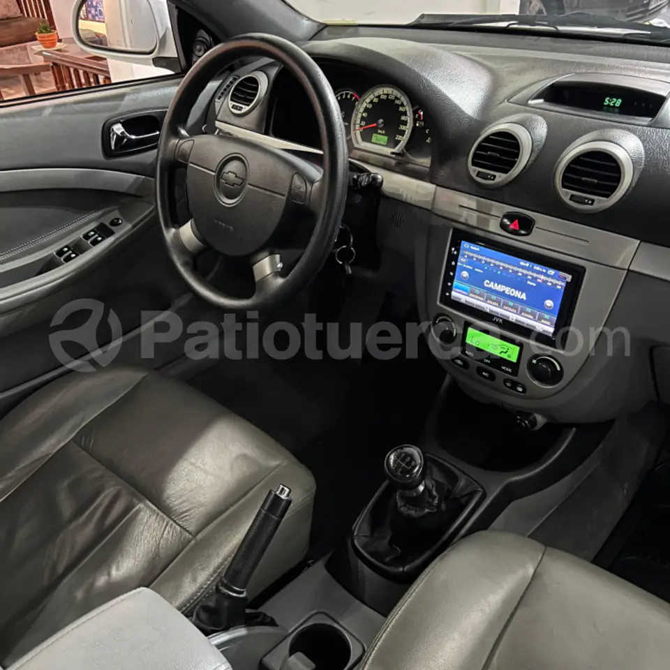 Foto 6 de Chevrolet Optra Advance