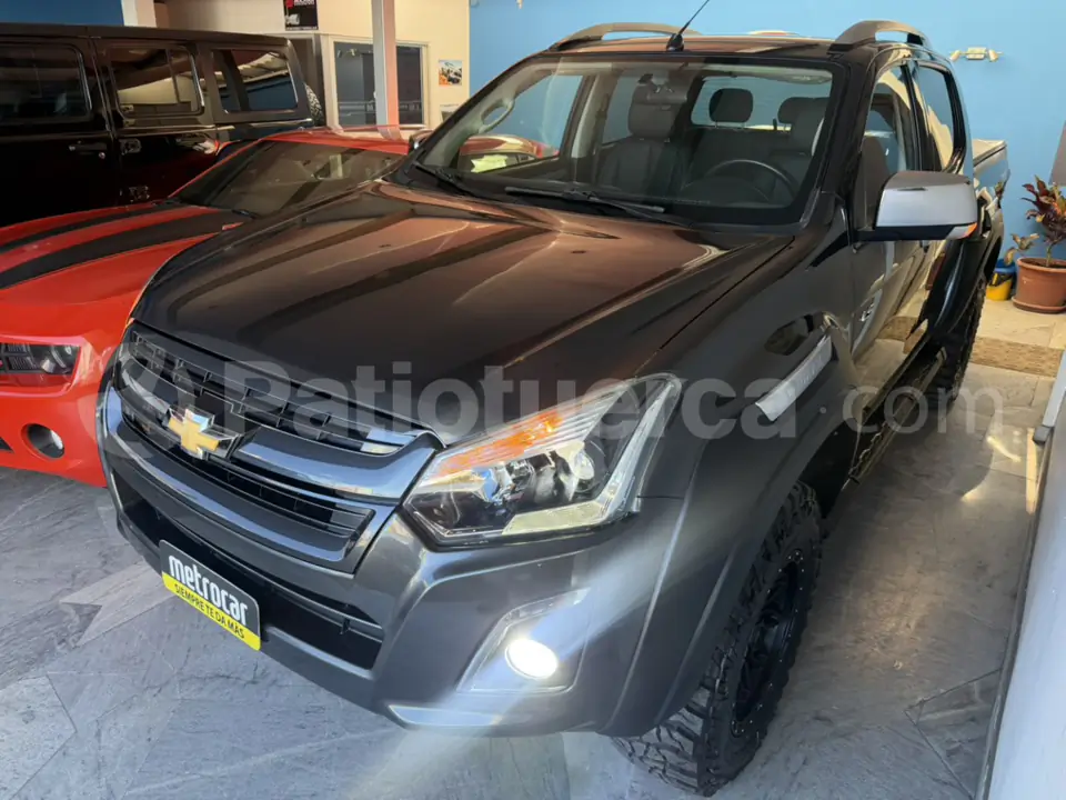 Foto 2 de Chevrolet D-MAX CRDI FULL AC 2.5 CD 4X4  TM DIESEL